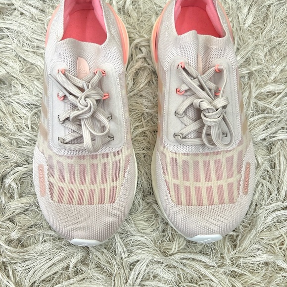 Adidas Women’s UltraBoost Summer.Rdy 'Echo Pink' Running Sneakers size 5.5 - Picture 8 of 15